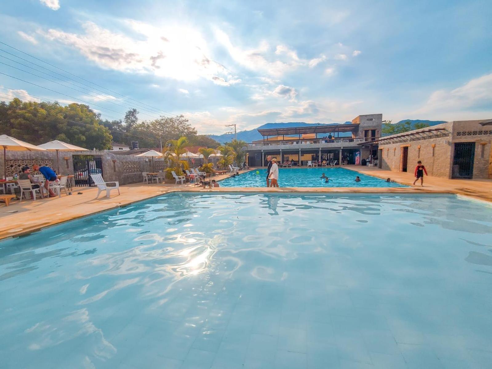 La Rosa Nautica Club Hotel Guaduas Ngoại thất bức ảnh