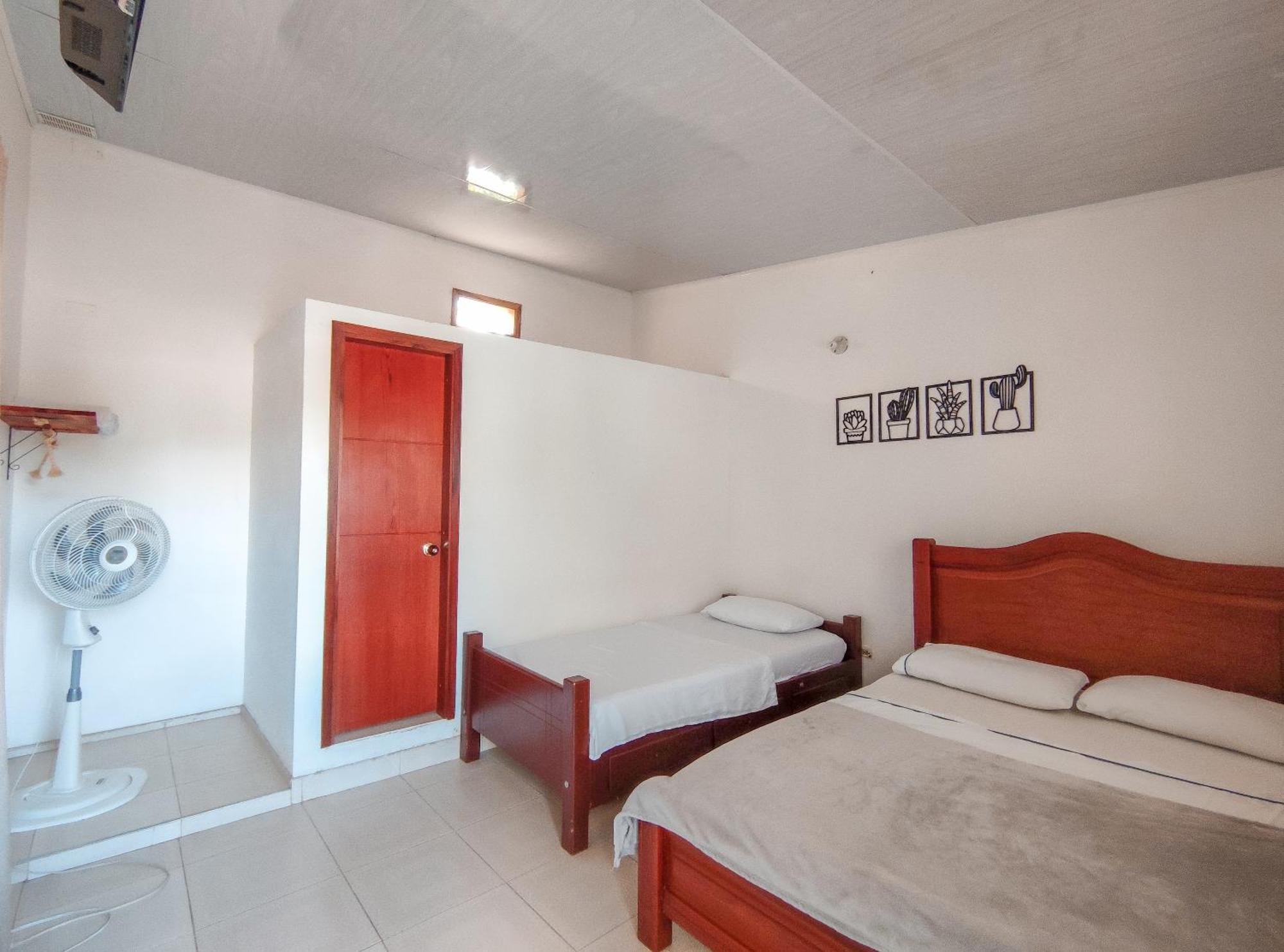 La Rosa Nautica Club Hotel Guaduas Ngoại thất bức ảnh