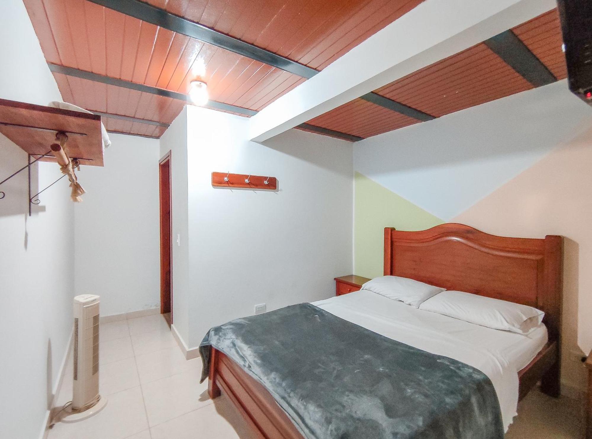 La Rosa Nautica Club Hotel Guaduas Ngoại thất bức ảnh